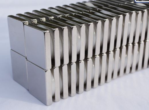 SQUARE MAGNETS 1/2" x 1/2 x 1/8 - 25/50/100 STRONGEST N52 Rare Earth Neodymium (52)