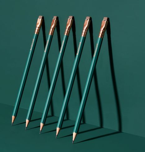 Blackwing Matte Red and Green Pencils