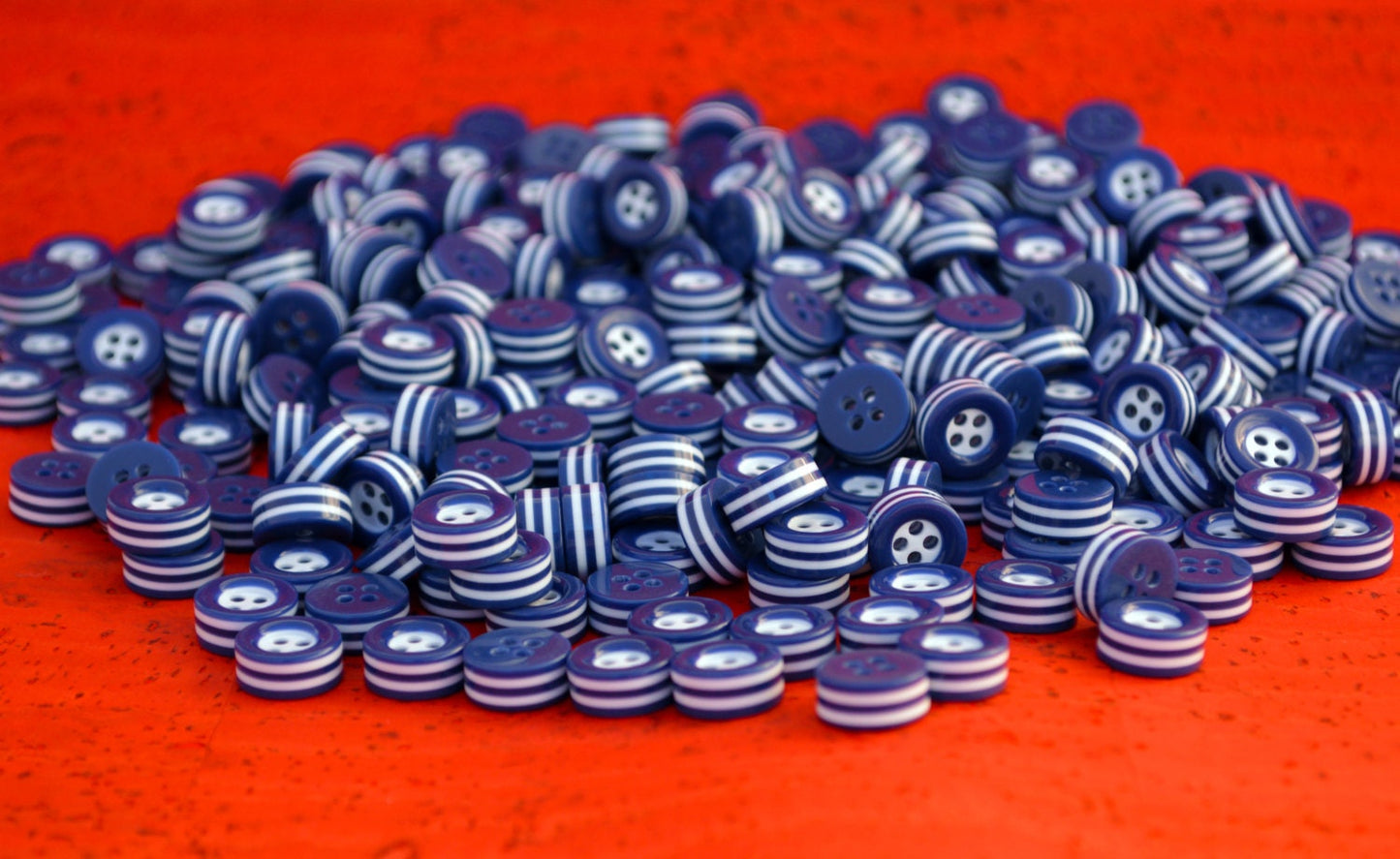 100 white and blue STRIPED BUTTONS - 5mm thick! - choose from sizes 18L 16L - great quality - Made in ITALY