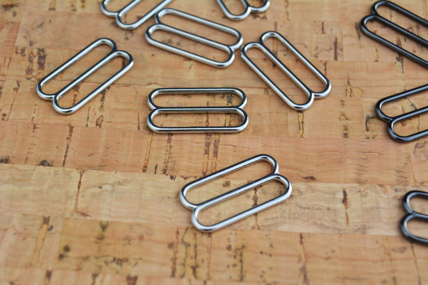 Lot of 20/50/100/200 3/4" SILVER or GUNMETAL metal bow tie hardware SLIDES - finest hardware available anywhere!