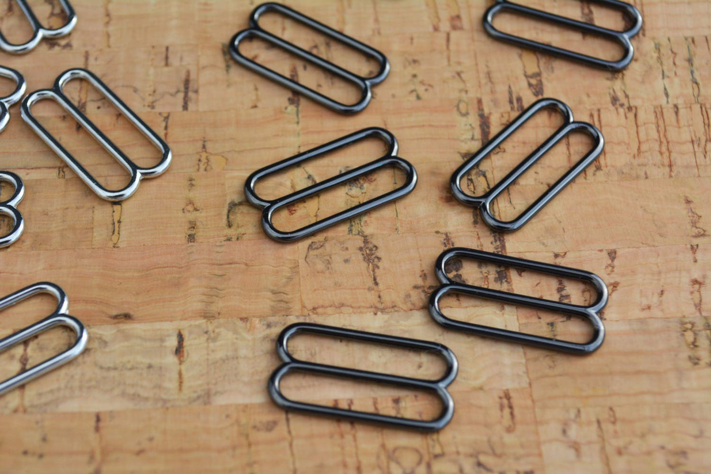 Lot of 20/50/100/200 3/4" SILVER or GUNMETAL metal bow tie hardware SLIDES - finest hardware available anywhere!