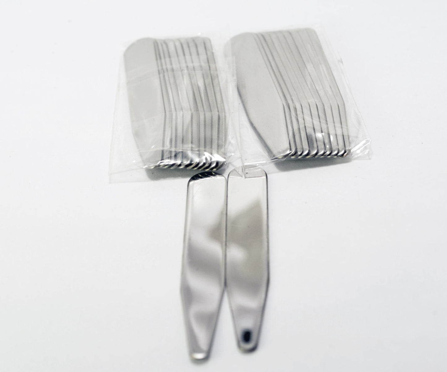 Set of 5  matte metal COLLAR STAYS / TIPS - 4 sizes: 2 1/4", 2 1/2", 2 3/4, 3" long x 3/8" (9mm) wide + add storage box
