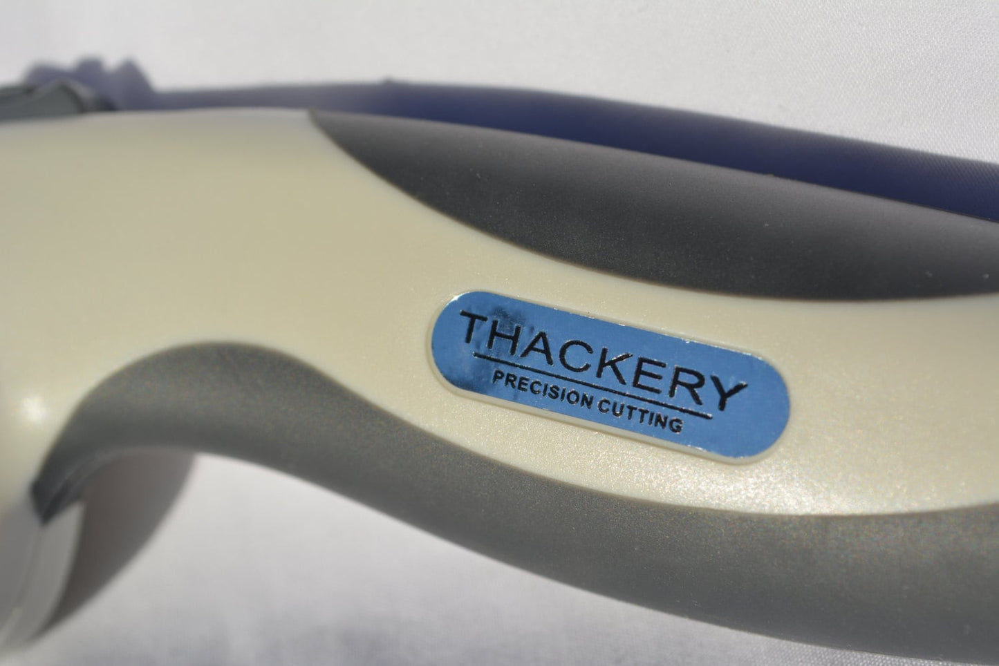 Thackery Handmade RC1-45 ERGONOMIC ROTARY CUTTER - for use with 45mm Cutting Blades - left or right handed!